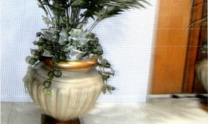 fiberglass-planting-pot-1